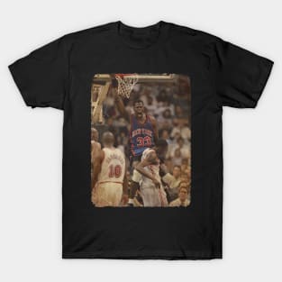 Patrick Ewing and the 10 Greatest Centers in Team History Vintage T-Shirt